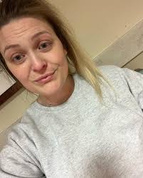 Bailey Kramer (@baileysbreastcancerjourney) • Instagram photos and videos