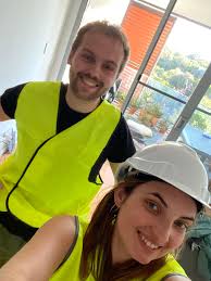 German Couple looking for a job Mid-January Hello everyone, We are **Alicia  (25) and Niklas (27)**, a German backpacking couple currently
