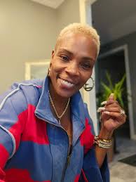 Tamara Bacon's Instagram, Twitter & Facebook