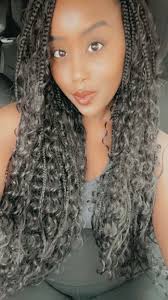 Who braids men's hair in town?