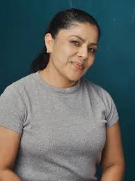 📸 Thank you @30inthemorning for capturing these beautiful portraits of the  members of the Global Arts poetry collective. This special group of  mothers, the parents of our Global Arts students, have been