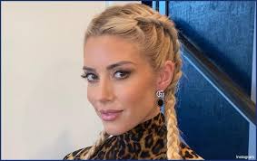 Selling Sunset' star Heather Rae Young "recovering" after vocal chord  surgery