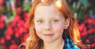 Hence we give you the best colors that suit blue eyes and different skin tones. What Are The Chances Of Having Red Hair And Green Eyes