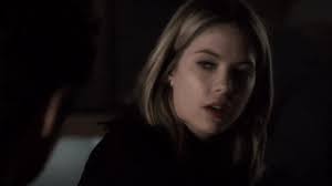 𝐓𝐑𝐀𝐕𝐄𝐋𝐒 𝐈𝐍 𝐓𝐇𝐄 𝐓𝐈𝐌𝐄?