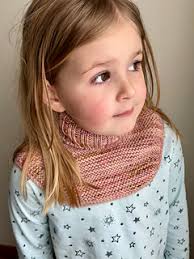 Ravelry: Nomina Collar (Kids) pattern by Simone Ryan