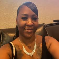 And today ITS TWIN B aka TARAJAI BDay💐🎉🥂♥️ Help me wish a Happy 22nd to  my 2nd oldest girl💪🏽