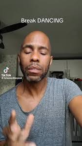 Ada Maxwell's Instagram, Twitter & Facebook