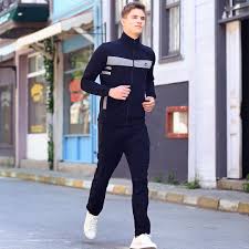 Hedefinden Vazgecmeyenlerin Markasi Tommy Life Da Birbirinden Tarz Esofman Takimi Modelleri Sizleri Bekliyor Urun Kodu 85081 Spor Giyim Spor Trendler