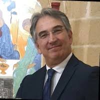 70+ perfiles de «Santangelo»