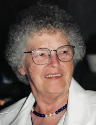 Alice Emmons's Instagram, Twitter & Facebook