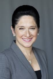 A comptroller, however, may hold a higher ranking position in the organization and holds a higher level of responsibility. Susana A Mendoza Illinois Comptroller S Office