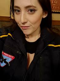 Probably a silly question, but I'd like to know. Hyper Command Star. As the  Captain of a Manti Ship, does the Captain get the star (for uniform) during  or after having served