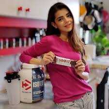 She is an excellent and hardworking actress often posts her photos on instagram. Srha Asghar To Debut In A Horror Movie Hip