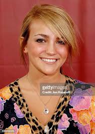 2,413 Jon Lynn Photos & High Res Pictures