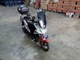 Skuter terpopuler berlambang sayap ini memakai banyak sekali. Modifikasi Honda Beat Pakai Visor Nmax Variasi Hmmm Radak Aneh Rider Ndeso94 Dot Com