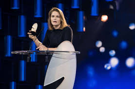 Wir geben infos rund um anmeldung und impftermine. Zdf Heute Show Comedian Hazel Brugger Ist Schwanger Panorama Stuttgarter Zeitung
