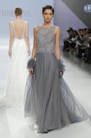 Abito da sposa 2017 grigio perla collezione bridal cymbeline. 98 Idee Su Abiti Nozze D Argento Nel 2021 Abiti Nozze D Argento Vestiti