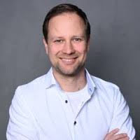 3700+ "Štiller" profiles