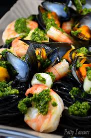 Pates A L Encre De Seiche Et Fruits De Mer Recette Fruits De Mer Recettes Poissons Et Fruits De Mer Recettes Avec Cereales