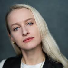 Sian Maxwell (@sianus_maximus)