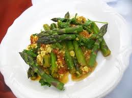 Asparagus With Shredded Paneer And Tomato Recipe Indian Food Recipes Vegetarian Veggie Dinner Asparagus