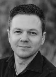 Brandon Sanderson's Art Director: Meet Isaac Stewart