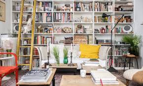 Fabienne Nomine Et Pascal Bisson Leonie 20 Jacques 16 Ans The Socialite Family Eclectic Home Dream Decor Vintage House