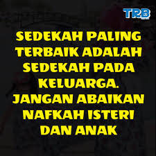 Keluarga berkumpul dan tinggal di suatu rumah atau tempat dimana mereka saling saling ketergantungan satu sama lain. Keluarga Bahagia Selamanya Sedekah Terbaik Adalah Sedekah Pada Keluarga Jangan Abai Nafkah Isteri Dan Anak Bila Bercakap Tentang Nafkah Pasti Kita Akan Terlintas Pada Suami Sebagai Ketua Keluarga Yang