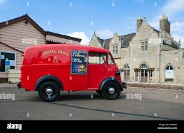 Royal mail morris J type van at Nene Valley Railway Stock Photo