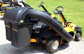 Cub cadet is an american enterprise that manufacture law and garden and a full line of outdoor power equipment and services. 2014 Cub Cadet Rzt S 42 Zero Turn Review Tractor News