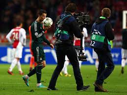 They play in the santiago bernabeu stadium, which was finished in 1947, and it is considered one of the biggest stadiums in the world, with a capacity of 81 thousand people, making it one of the biggest stadiums in europe. Ajax Vs Real Madrid Uefa Champions League 2012 1 4 Four Goals And A Performance For The Highlight Reels Managing Madrid