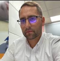 100+ perfiles de «Orlando Torres»