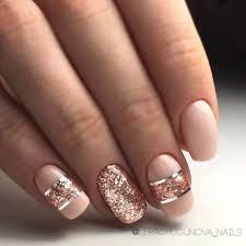 Rose Gold Jewelry Nagellack Schuhe Und Weitere Ideen Wie Sie Diese Farbe Tragen Frisuren Ideen Nagels Trendy Nagels Lentenagels