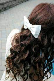 Curly Hair With White Bow Wavy Hair Fashion Pretty Hair Hair Styles Long Hair Styles Loose Waves Hair