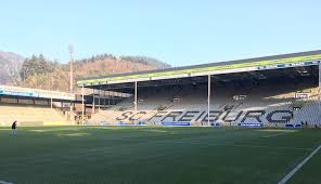 Lower tier (1) or upper tier (2). Sc Freiburg A Club Doing Things Differently In The Bundesliga The Set Pieces