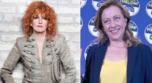 Esplora tutte le pubblicazioni di fiorella mannoia su discogs. In Piena Notte A Casa Di Mannoia Stalker Arrestata Poi La Cantante Spiega Su Instagram