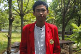 Ubi jalar putih lebih dikenal sebagai sumber energi dengan banyak karbohidrat kompleks. Mahasiswa Unhas Hasilkan Inovasi Olahan Ubi Jalar Ungu Daeng Lame