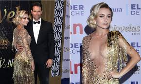 The following 3 files are in this category, out of 3 total. Angelique Boyer Wears Her Dress Backward To The Tvynovelas Awards
