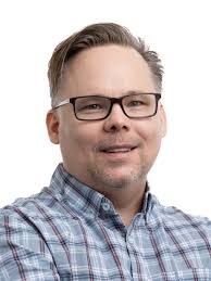 Derek Curry's Instagram, Twitter & Facebook