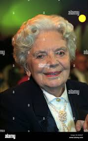 Volksschauspielerin hi-res stock photography and images