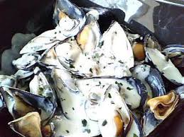 Recette De Moules Au Roquefort Par La Popotte Coup De C Eur De Maman Recette Moules Recette Roquefort Recette Moules Creme