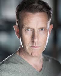 Earl Carpenter (@EarlCarpenter)