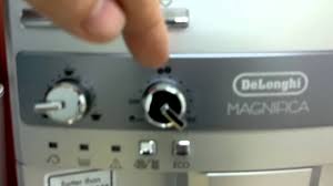 Introduction to magnifica magnifica.the name says it all the magnifica, a super automatic machine, is the a steadfast commitment to quality and innovation has made de'longhi a. Making An Optimal Coffee With The Delonghi Magnifica Youtube