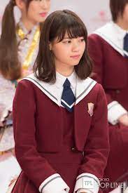 nobw2001 かわいい学校の制服 日本の女の子 卒業式 スーツ女の子