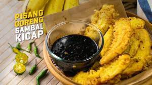 Tahu goreng sambal kecap dapat menjadi menu anda di saat anda sedang santai, karena sajian ini sangat mudah dan praktis. Resepi Pisang Goreng Sambal Kicap Banana Fritters With Spicy Soy Sauce Recipe Seismik Makan Youtube