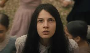 Fantastic Horror movie.I love it more than Orphan (2009).Bcozz she isn't  the bad guy in this movie. THEESAWAYSMENIOMITHNGMIONGWIMM THERE'S ALWAYS  BEEN SOMETHING WRONG WITH ESTHER. OPPHAN First KiLL IN SELECT THEATRES  Paramouni+