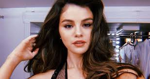 Selena Gomez Says She Felt Pressured to 'Show Skin' During 'Revival' Era —  Femestella