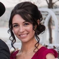 Amanda Folsom's Instagram, Twitter & Facebook