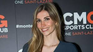 Avec hugo clément, le journaliste et futur papa rencontré sur le. Alexandra Rosenfeld Enceinte Elle Devoile Son Ventre En Petite Tenue Ladepeche Fr