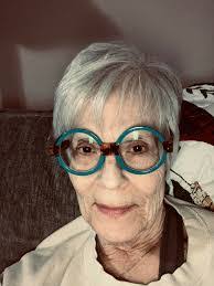 Diane Storch's Instagram, Twitter & Facebook